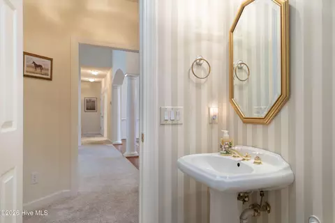 Entry Way - 19 Oxton Cir, Pinehurst, NC 28374 photo 4 of 4