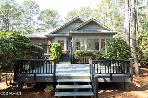 19 Oxton Cir, Pinehurst, NC 28374