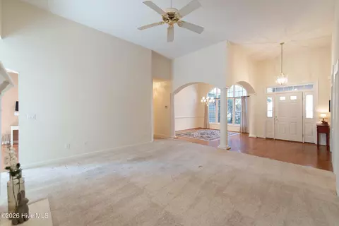 Living - 19 Oxton Cir, Pinehurst, NC 28374 photo 2 of 4