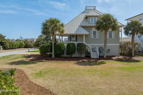 1 Cape Ln, North Topsail Beach, NC 28460