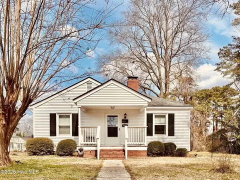 900 Tuscarora Ave, Elizabeth City, NC 27909