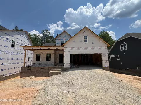675 Watauga Ln #585, Aberdeen, NC 28315