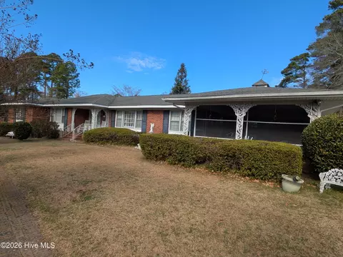 1423 Greenville Blvd SE, Greenville, NC 27858