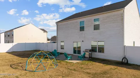 View/Area - 4080 Debbie Dr, Ayden, NC 28513 photo 4 of 12