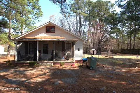 2991 S Halifax Rd, Rocky Mount, NC 27803