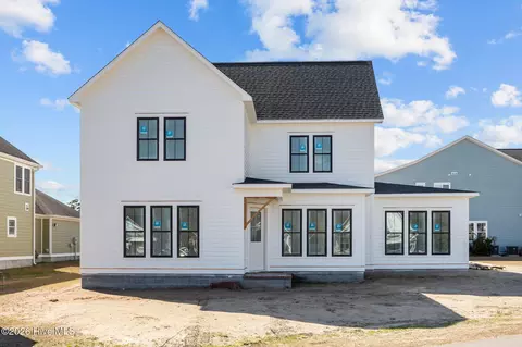 110 Bogue Harbor Ct, Newport, NC 28570