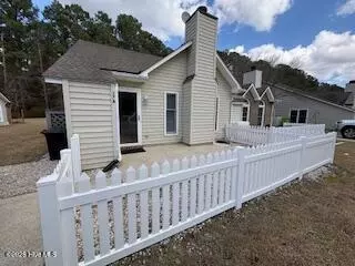 37 Mulberry Ln # -A, New Bern, NC 28562