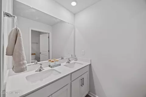Bath - 4072 Debbie Dr, Ayden, NC 28513 photo 3 of 3
