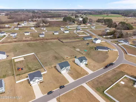 View/Area - 4072 Debbie Dr, Ayden, NC 28513 photo 3 of 4
