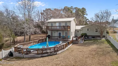 Exterior - 19 Arrowhead Dr, Hubert, NC 28539 photo 3 of 8