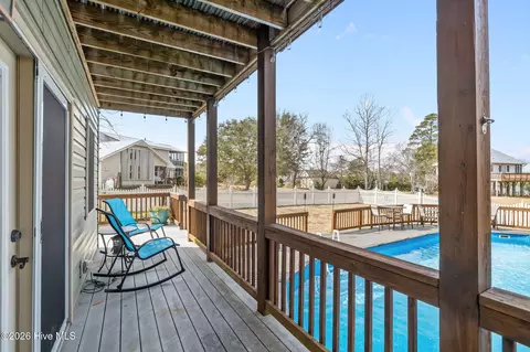 Exterior - 19 Arrowhead Dr, Hubert, NC 28539 photo 5 of 8