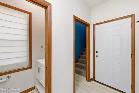 Entry Way - 35 Harold Ct, Hampstead, NC 28443 photo 2 of 2