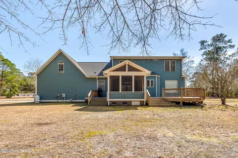 Exterior - 35 Harold Ct, Hampstead, NC 28443 photo 2 of 4