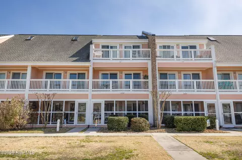 9201 Coast Guard Rd #I-207, Emerald Isle, NC 28594