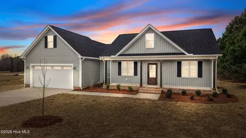 7507 Squirrel Den Rd, Bailey, NC 27807