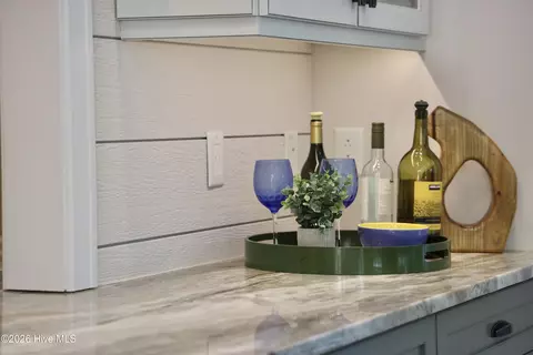 Kitchen - 104 Grey Moss Ct, Hampstead, NC 28443 photo 6 of 6