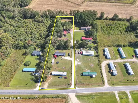 103 Albert Brown Mhp Ln, Greenevers, NC 28458