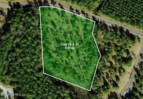 32 33 Bailey Pointe Dr, Belhaven, NC 27810