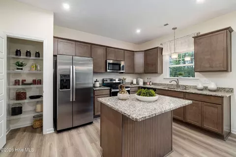 95 Oak Meadow Ln, Angier, NC 27501