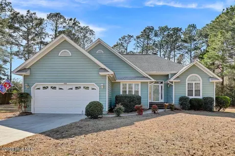 104 Par Ct, Hampstead, NC 28443