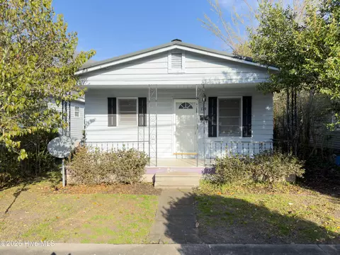 119 S 12th St, Wilmington, NC 28401