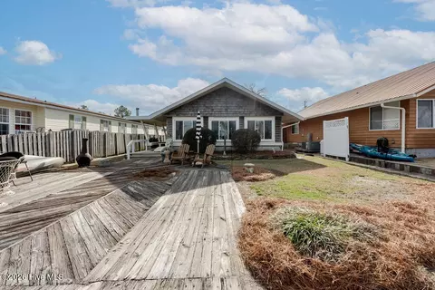 26 Chadwick Place Dr, Elizabethtown, NC 28337
