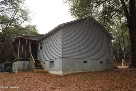 Exterior - 136 Highland Dr, West End, NC 27376 photo 2 of 2