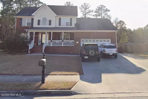301 Stagecoach Dr, Jacksonville, NC 28546