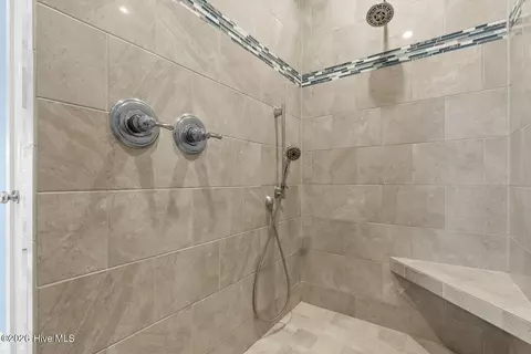 Bath - 105 Nautical Wave Rd, Hubert, NC 28539 photo 3 of 7