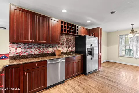 175 Thomas Loop Rd, Jacksonville, NC 28540 photo 12