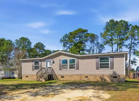 5152 Green Heron Dr SW, Shallotte, NC 28470