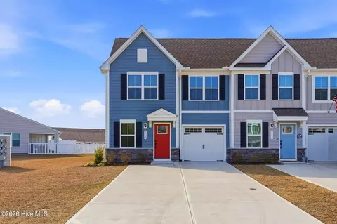 3157 Edgehill Dr, Navassa, NC 28451