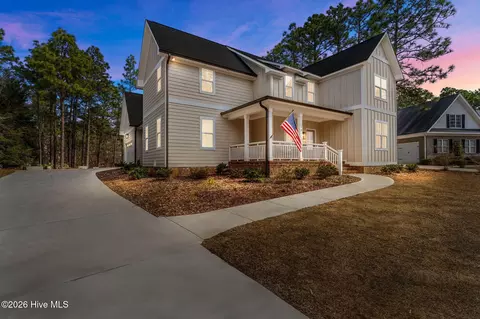 103 Brown Ct, West End, NC 27376