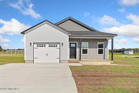 130 Brown Rd, Jacksonville, NC 28540