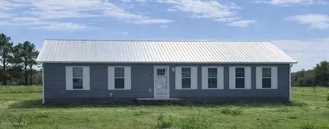 733 Tracy Rd, Deep Run, NC 28525