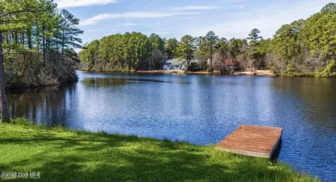 305 Lakewood Dr, Aberdeen, NC 28315