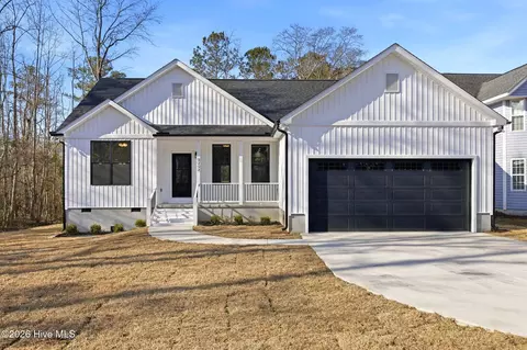 8040 Rachel Wynd Rd NE, Leland, NC 28451