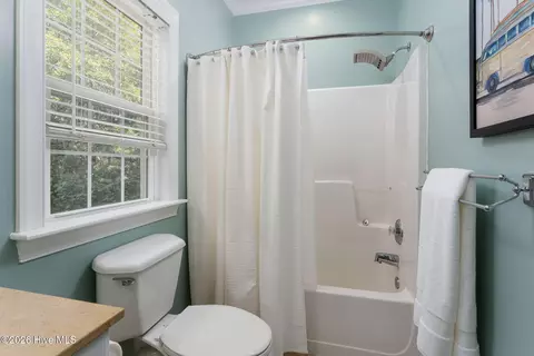 Bath - 205 E Loon Ct, Hampstead, NC 28443 photo 5 of 6