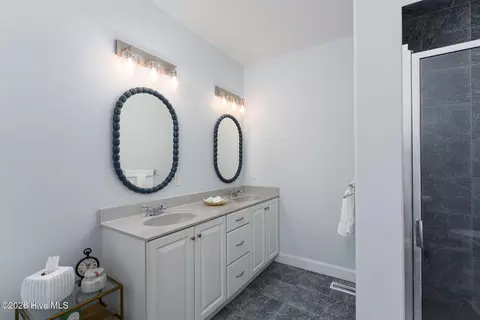 Bath - 205 E Loon Ct, Hampstead, NC 28443 photo 2 of 6