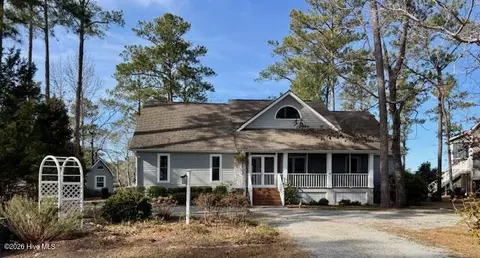 438 Peninsula Dr, Oriental, NC 28571