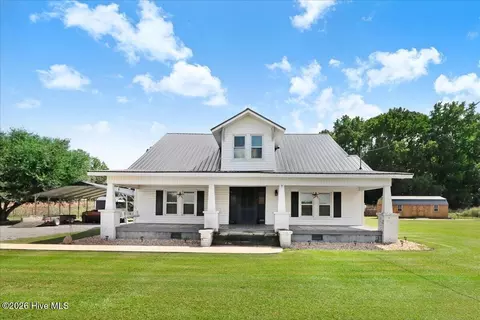 2912 W Nc Highway 55, Mount Olive, NC 28365