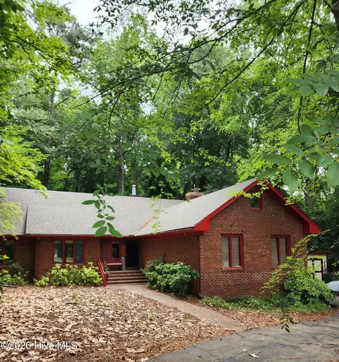 3420 Mansfield Dr, Rocky Mount, NC 27803