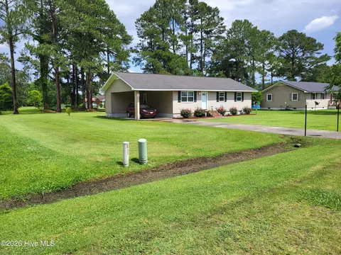 351 S 7th St S, Aurora, NC 27806