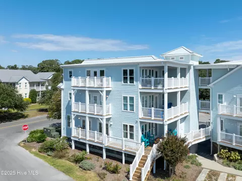 600 W Brunswick St UNIT S 1&2, Southport, NC 28461