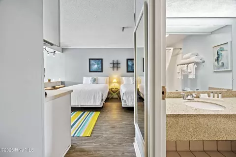 602 W Fort Macon Rd #233, Atlantic Beach, NC 28512