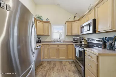 103 Captain Hobbs Ct, Kitty Hawk, NC 27949 photo 14