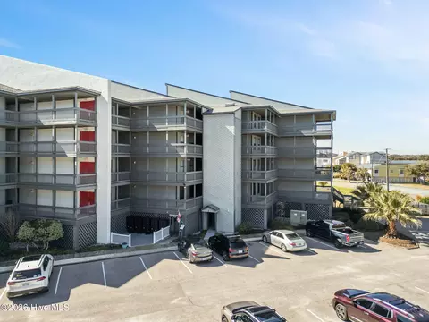 1896 New River Inlet Rd #1203, North Topsail Beach, NC 28460