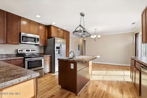 Kitchen - 133 Crescent St, Pine Level, NC 27568 photo 4 of 4