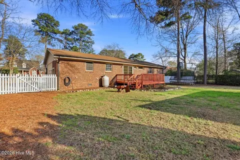 Other - 133 Crescent St, Pine Level, NC 27568 photo 4 of 10