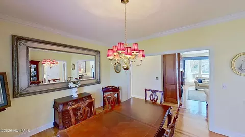 Dining - 202 Geneva Ct, New Bern, NC 28562 photo 2 of 2